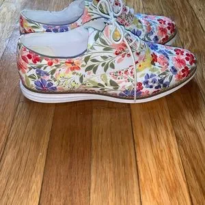 Cole Haan | Shoes | Cole Haan Originalgrand Flowered Wingtip  display picture 3